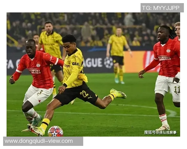 曼联大胜多特蒙德四球狂潮引发全场热烈反响