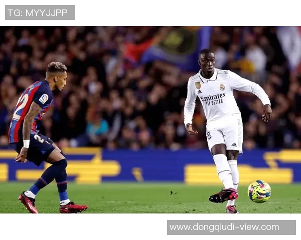 国王杯精彩对决里昂大胜莱比锡帽子戏法点燃全场热情